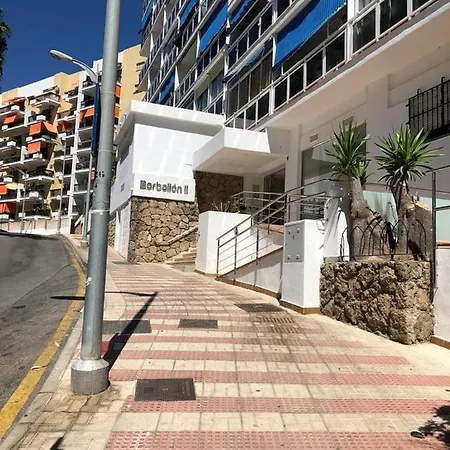 Sol Y Playa En La Carihuela