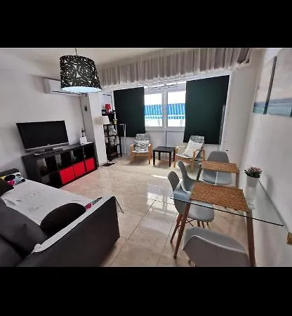Apartment Sol Y Playa En La Carihuela Torremolinos